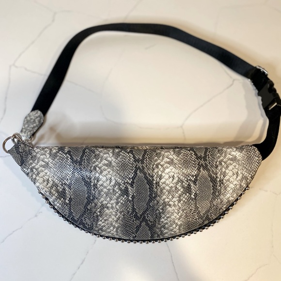 Python Print Fanny Sling Bag w/ Metal Hardware - Picture 3 of 4